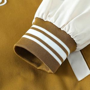 แจ็กเก็ตทีมตัวแทนฤดูหนาวของผู้ชายงานตามสั่งผ้าชิ้นเดียวมีฮู้ดยาวมองเห็นได้ชัดเจนตัดลายทาง - Product Image 4