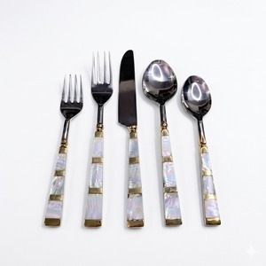 Elegante juego de cubiertos de metal plateado con mangos de nácar, apto para lavavajillas, para el hogar, bodas, cenas. - Product Image 3