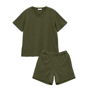 ชุดลำลองผู้หญิงสองชิ้น เสื้อยืดคอวีแขนสั้นทรงหลวมและกางเกงขาสั้นเอวสูง ชุดฤดูร้อน ขายส่ง ผู้ผลิต OEM - Product Image 1