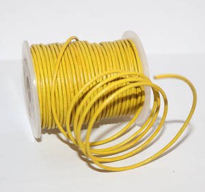 Lacets et sangles en cuir véritable écologiques 1MM 1.5MM 2MM RC45 Bobine de 1 mètre Fournisseur Fabricant EXCEL EXPORTS - Product Image 1