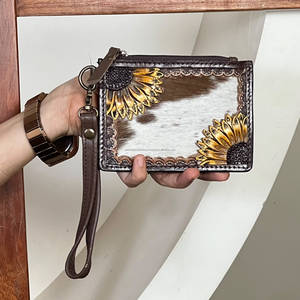 New Arrival Hand Tooled Cowhide Genuine <b>Leather</b> Card Holder Sunflower Design Mini Coin & Card Holder Wristlet Unisex Purse - Product Image 3