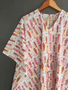Vestido Largo Kaftan Bohemio con Estampado de Peces, Cuello en V, Corte Holgado para Mujer, Atuendo Maxi de Algodón para Vacaciones - Product Image 4