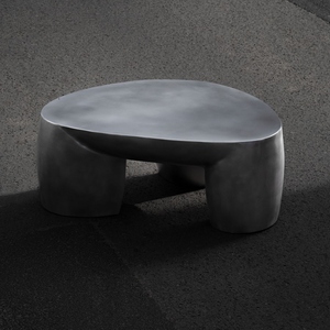 Mesa de Centro Moderna de Aluminio con Forma Orgánica, Diseño Metálico de Lujo, Duradera y Fácil de Limpiar, Mueble Contemporáneo para el Hogar - Product Image 4