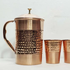 Pichet à eau en cuivre fini, artisanal, martelé à la main, finition bronze, pour la cuisine - Product Image 1