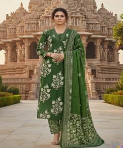 NUEVA COLECCIÓN: KURTI ÉTNICA DE VARIOS COLORES CON TELA DE PAPEL DE RAYÓN Y DETALLES DE ESPEJOS, PARA USO FESTIVO, PRECIO AL POR MAYOR - Product Image 1