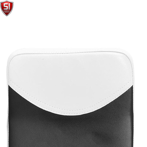 เป้าซ้อมมวย SUMROOS INDUSTRY หนัง PU สีดำขาว ดีไซน์สบายสำหรับการฝึกซ้อม - Product Image 4