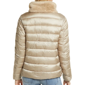 Blouson matelassé pour femme au design élégant, prix compétitif, vente en gros, sur mesure, léger - Product Image 3