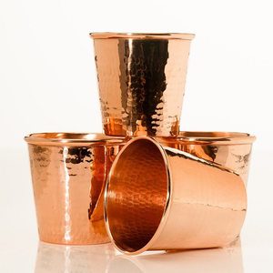 Vaso artesanal de cobre puro con diseño antiguo para beneficios ayurvédicos para la salud y almacenamiento tradicional de agua. - Product Image 2