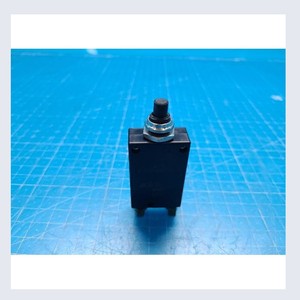 E-T-A 2-5700-IG1-K10-DD 2-5700-IG1-K10-DD-20A - Product Image 3
