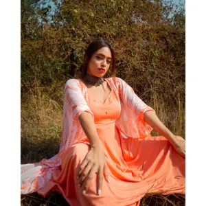 Robe maxi bohème pour femmes, robe kaftan décontractée, confortable, luxueuse, en mousseline de soie douce et respirante, idéale pour la plage et les soirées - Product Image 2