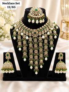 Gold Plated Zinc Alloy Pearl Kundan <b>Bridal</b> <b>Jewelry</b> <b>Set</b> Choker Necklace Drop Earrings Tikka High Quality Latest Anniversary - Product Image 4