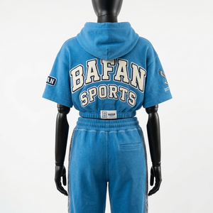 Ensemble sweat à capuche court et pantalon de jogging bleu pour femme, en molleton de coton 320 GSM, tissu doux, avec empiècements latéraux personnalisés, ensembles pour femme - Product Image 6