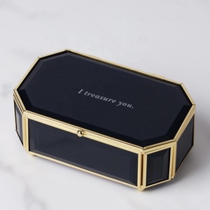 Caja Organizadora de Joyas de Lujo con Forma Hexagonal, de Latón y Vidrio Negro, con Vidrio Biselado, Último Modelo 2026 - Product Image 1