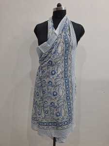 Pareo de Playa de Lujo 100% Algodón con Estampado Digital Floral, Transpirable y Ligero, para Mujer, Ideal para Vacaciones Tropicales - Product Image 6