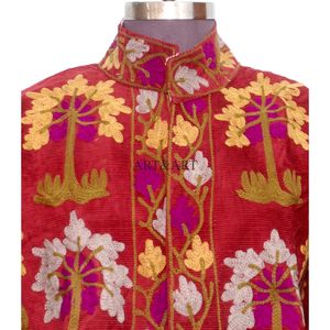 Chaqueta de Tela Cotrise Acolchada con Bordado Floral Hecho a Mano, Detalle de Botones, Forro de Algodón a Rayas, Transpirable, Ecológica, para Invierno - Product Image 3