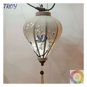 Lanternes en soie de Hoi An pour les organisateurs d'événements, les designers de mariages et les projets de décoration de fêtes sur le thème asiatique, vente en gros de lanternes colorées - Product Image 3