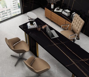 Dalles de porcelaine polie Noir St Laurent, surfaces élégantes effet marbre pour intérieurs de luxe - Product Image 1