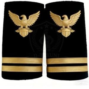 Customized Shoulder Epaulettes with Star Emblem Sew-On Rank Badges for Uniforms Green Fabric - Product Image 6