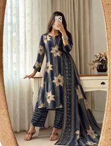 Floral Stripe Printed <b>Kurta</b> Pant Set With Dupatta Cotton Blend Indian Pakistani <b>Women</b> Top Outfit - Product Image 3