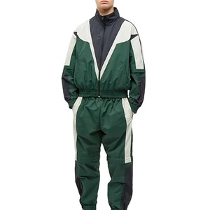 Ensemble de survêtement coupe-vent personnalisé en nylon avec sweat à capuche zippé et short – Qualité supérieure, coupe-vent intégral - Product Image 1