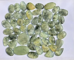 Cabochon de Prehnite de Haute Qualité Fait Main, Pierre Précieuse Non Montée pour la Fabrication de Bijoux et Cadeau pour Elle, Poli - Product Image 3