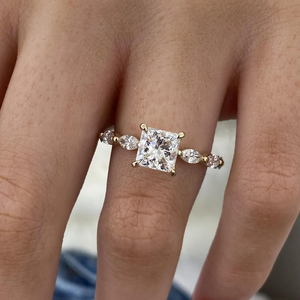 แหวนเพชรทรงเจ้าหญิงและทรงมาร์คีส์ IGI เพชรแล็บสามเม็ด เกรด D-E-F VVS-VS ทองคำ ทองคำขาว ทองชมพู เงิน สำหรับมืออาชีพ B2B - Product Image 6