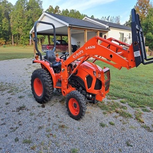 Tractor Compacto Kubota L3302 4WD, Entrega Rápida, Compre Hoy, Calidad Premium, Motor Compacto y Versátil, Confiable para Cualquier Sitio de Trabajo - Product Image 3