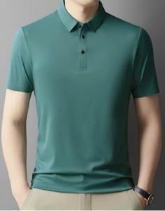 เสื้อเชิ้ตแขนสั้นผู้ชาย สีขาวล้วน ผ้าฝ้าย 100% โลโก้ด้านหน้า ทรงเข้ารูป สวมใส่สบาย ระบายอากาศได้ดี ความยาวปกติ - Product Image 5