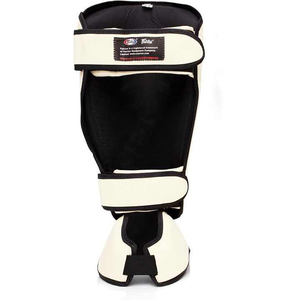 Protections de tibias Fairtex de haute qualité pour l'entraînement au Muay Thai et au kickboxing, vente en gros, design personnalisé, cuir professionnel, protection de tibias Fairtex pour MMA - Product Image 5