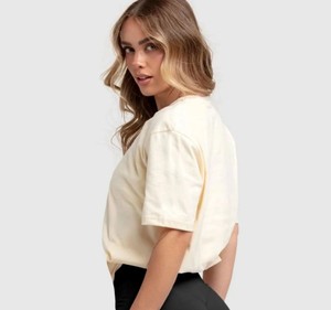 T-shirt décontracté pour femme, coupe ajustée, col rond, personnalisé, 100 % coton, respirant, impression numérique, anti-plis, séchage rapide, manches courtes - Product Image 3