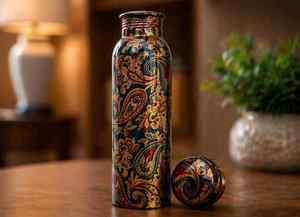Bouteille d'eau en cuivre pur artisanale de qualité supérieure, imprimé floral vintage, gourde design anti-fuite, multifonctionnelle, idéale pour les cadeaux promotionnels - Product Image 5