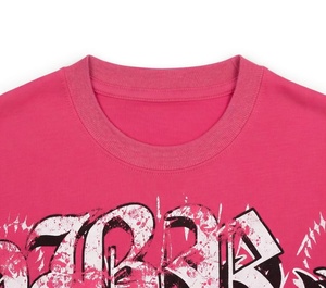 T-shirt unisexe rose vif surdimensionné personnalisé, motif punk rock, style métal vieilli, imprimé lèvres, streetwear Y2K, fabricant - Product Image 5
