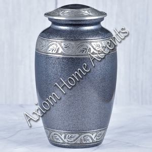 Urna de cremación de aluminio moderna con artesanía detallada Un hermoso recuerdo conmemorativo de Axiom Home Accents - Product Image 5