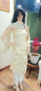 Tissu artisanal non cousu, broderie élégante, vêtement moderne de qualité supérieure, polyester/coton, lavable, pour fêtes et mariages. - Product Image 3