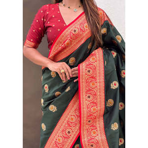 Bottle <b>Green</b> Soft <b>Silk</b> Saree with Sunflower Butta Meenakari Zari Woven Design - Product Image 4