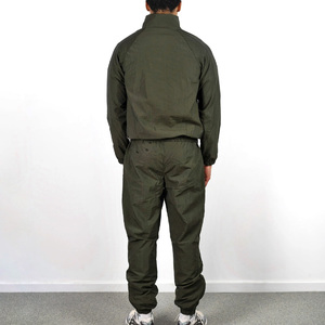 Conjunto de Chaqueta y Pantalón Deportivo Cortavientos Personalizado OEM, Peso Medio, Impermeable, Transpirable, Ecológico, Unisex - Product Image 4