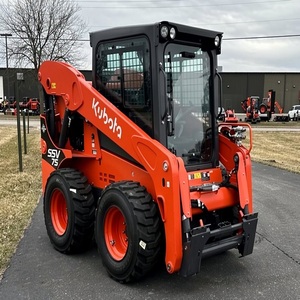 Cargadora Compacta SSV75 Resistente con Motor de 74.3 HP, Brazo de Elevación Vertical y Alto Flujo Hidráulico para Aplicaciones de Construcción - Product Image 3
