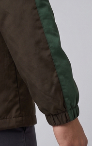 Chaqueta Cortavientos con Capucha para Hombre, Chaqueta Cortavientos para Senderismo al Aire Libre, 100% Nailon y Poliéster, Botones Frontales con Bolsillos Laterales - Product Image 5