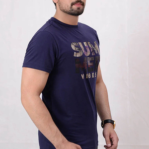 คอลเลคชั่นเสื้อยืดพิมพ์ลายผู้ชายสไตล์สตรีทสุดเทรนด์ เนื้อผ้าระบายอากาศ เสื้อยืดพิมพ์ลายผู้ชาย ดีไซน์ทันสมัย สวมใส่สบายๆ - Product Image 2