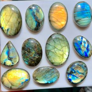 MAHNAJ GEMS ขายส่งพลอยลาบราดอไรต์ธรรมชาติคุณภาพสูง รูปทรงวงรีขัดเงา สำหรับอุปกรณ์ทำเครื่องประดับขายส่ง - Product Image 6