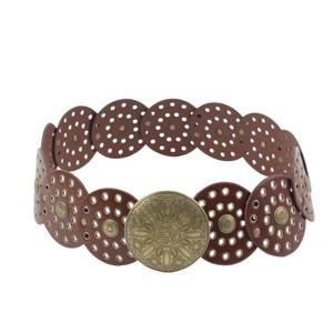 Cinturón ancho de cuero estilo vaquero retro europeo-americano para mujer, de PU vintage con diseño hueco exagerado - Product Image 5