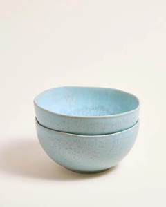 Bol à dessert en céramique bleu ciel minimaliste, texture mouchetée, design incurvé lisse, robuste, sans danger pour les aliments, idéal pour les repas quotidiens - Product Image 4