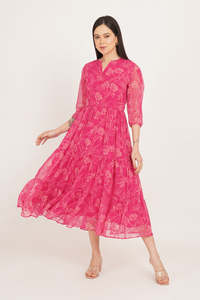 Robe midi en mousseline de soie à imprimé floral rose, col en V, manches trois quarts, style bohème, coupe ample, robe décontractée d'été - Product Image 4