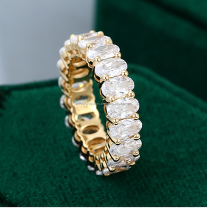Forma ovalada Moissanite Eternity Band Anillo de compromiso Full Eternity Yellow Gold Plated Diamond Band Ring Trending Ring Producto - Product Image 6