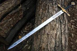 Espada Excalibur Hecha a Mano para Exhibición – Réplica Decorativa Inspirada en el Rey Arturo con Funda de Cuero - Product Image 3