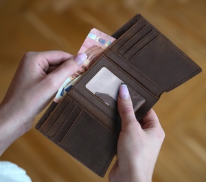 Portefeuille à trois volets en cuir pour homme, monogramme personnalisé, gravure des initiales, cadeau personnalisé pour papa et mari, TDW-0026 - Product Image 1