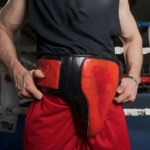 Protège-entrejambe en cuir de haute qualité pour entraînement de kick-boxing avec logo et taille personnalisés pour les arts martiaux - Product Image 6