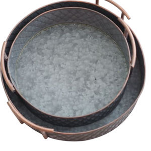 Bandeja Redonda de Metal Galvanizado de Estilo Moderno con Asas de Madera, Acabado Vintage Desgastado, Plato Decorativo para el Hogar - Product Image 3