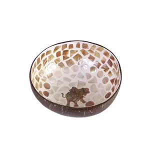 新设计!天然漆椰子壳碗出售/廉价手工椰子碗越南