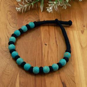 Collier en perles turquoise, cordon noir, collier bohème, bijoux faits à la main, style sud-ouest, cadeau - Product Image 2